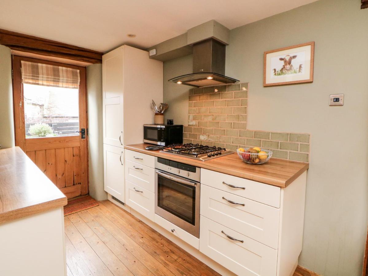 Kempshill Cottage Tideswell Esterno foto
