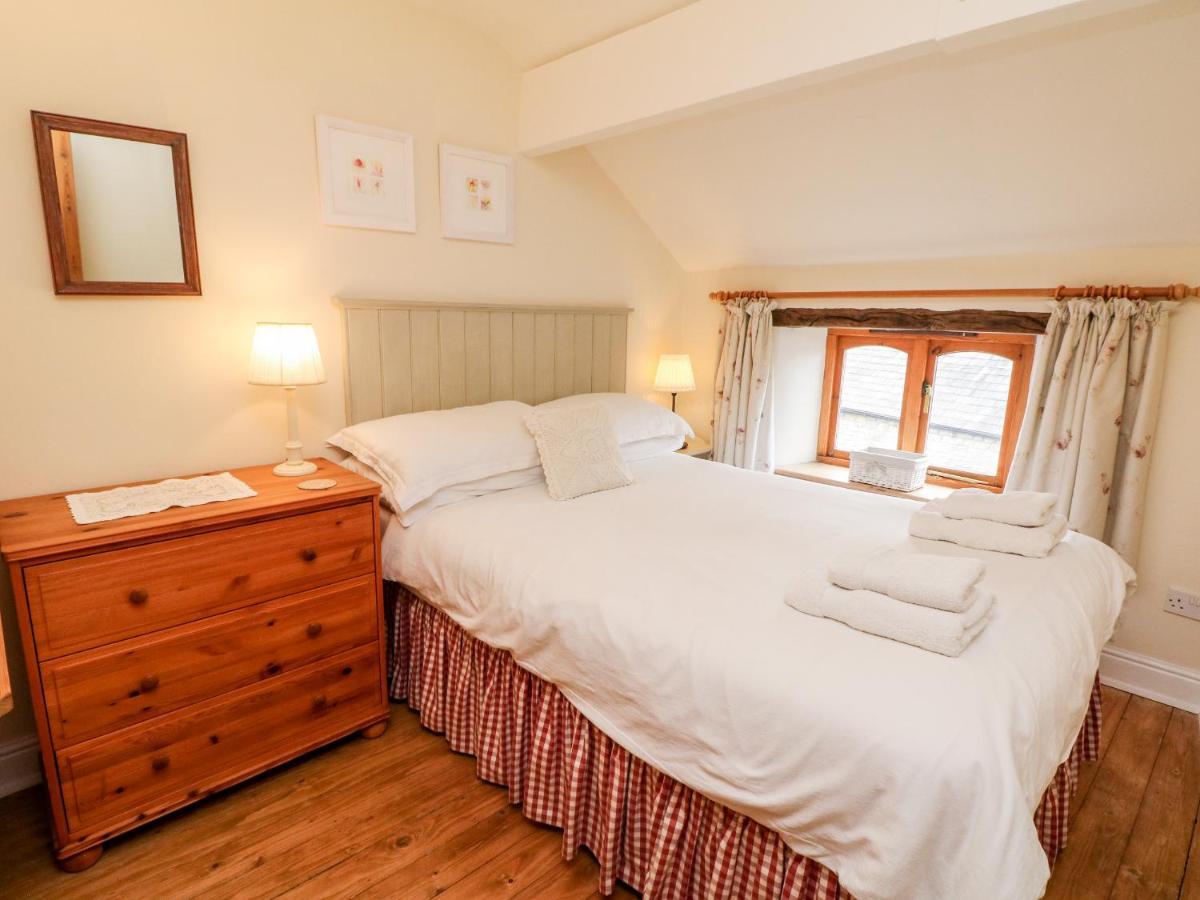 Kempshill Cottage Tideswell Esterno foto