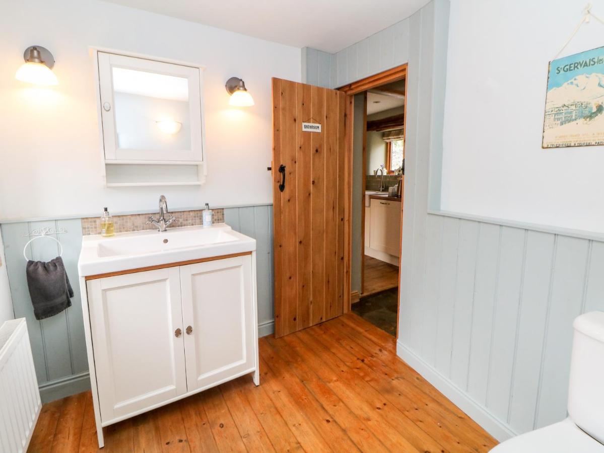Kempshill Cottage Tideswell Esterno foto